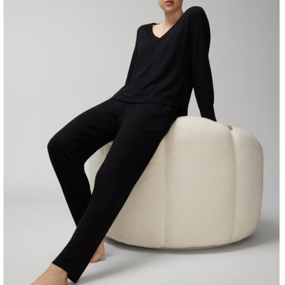 NWT Soma SUNDAY Long-Sleeve V-Neck Set - Picture 2 of 4